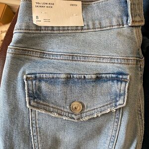 BNWT American Eagle ‘90s Low Rise Skinny Kick Jean || 8/29R